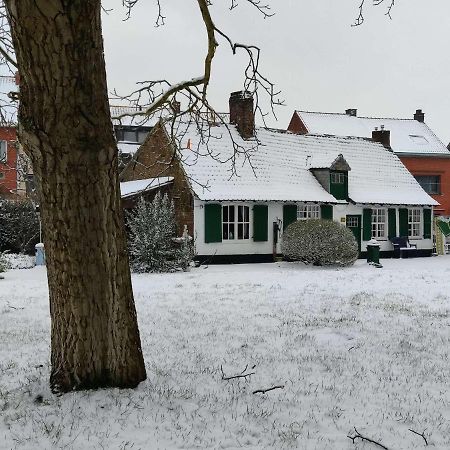 Вилла 'T Hemelke Vakantiehuisje Менен Экстерьер фото